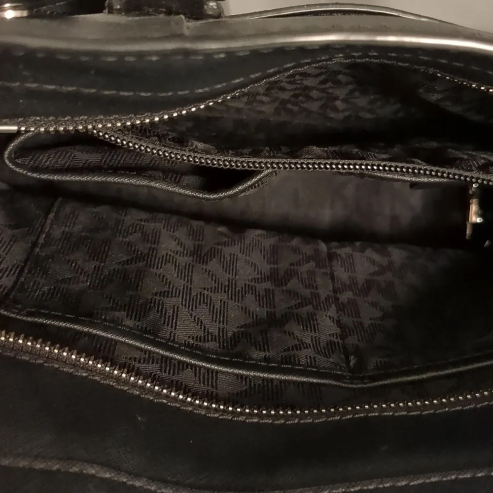 Michael Kors Dillon Satchel Purse in black With Silver Hardware